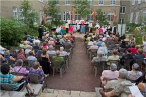 2009 Les Mousquetaires Au Couvent 1002