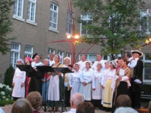 2009 Les Mousquetaires Au Couvent 1003